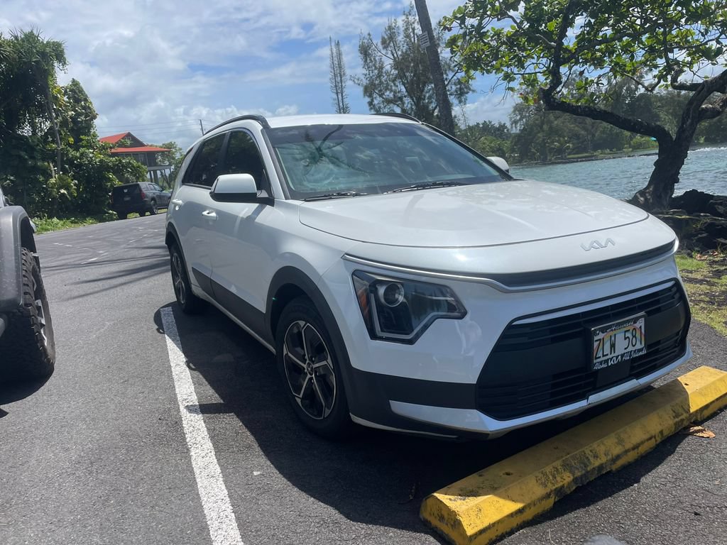Used 2023 Kia Niro EX FWD image 8