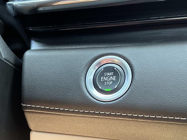 Certified 2024 Cadillac Escalade Premium Luxury w/ LPO, Floor Liner Package AWD/4WD image 30