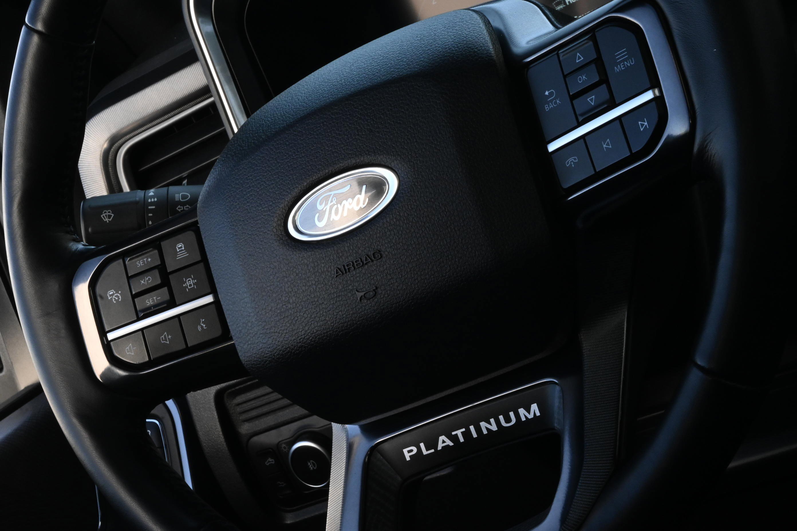 Used 2025 Ford F450 Platinum image 30