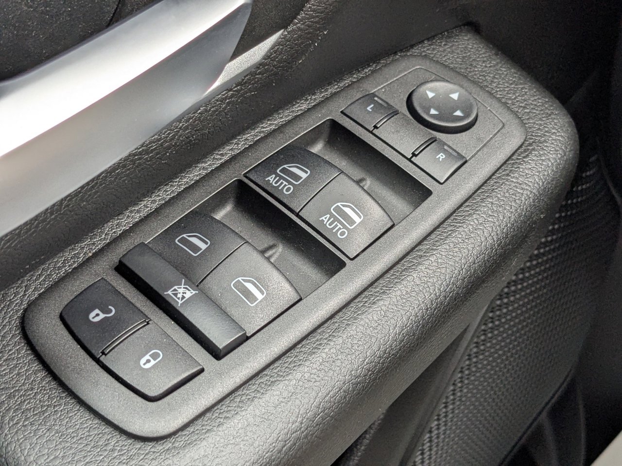 Used 2022 RAM 1500 Big Horn w/ Night Edition image 23