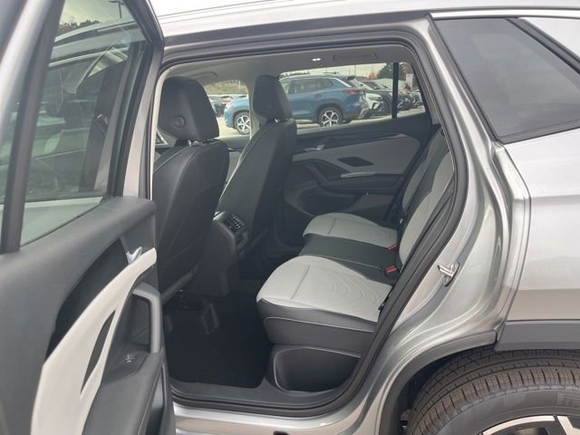 New 2026 Volkswagen Tiguan SE image 21