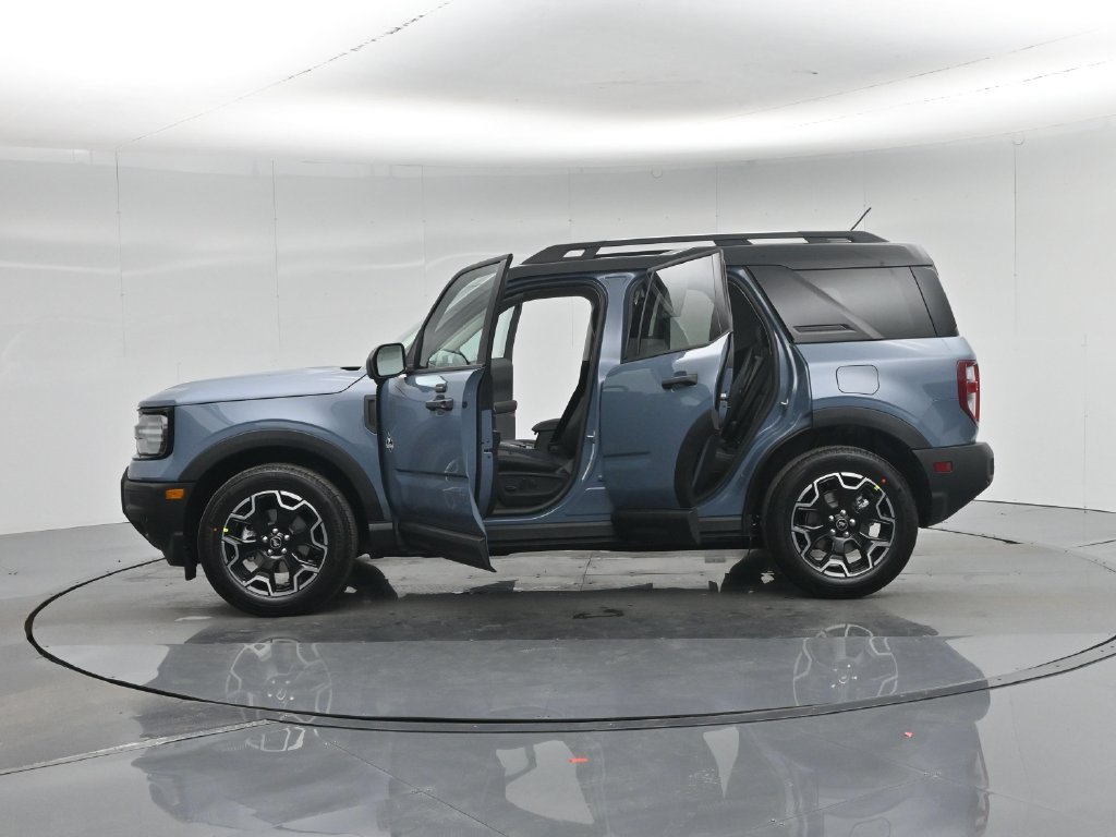 New 2026 Ford Bronco Sport Outer Banks w/ Outer Banks Tech Package+ AWD/4WD image 4