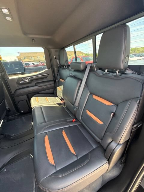 Used 2023 GMC Sierra 1500 AT4 w/ AT4 Premium Package AWD/4WD image 46
