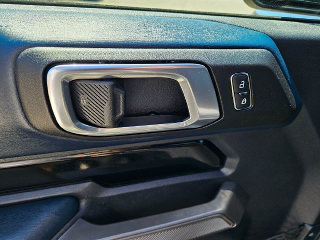 Used 2022 Ford Bronco Outer Banks AWD/4WD image 25