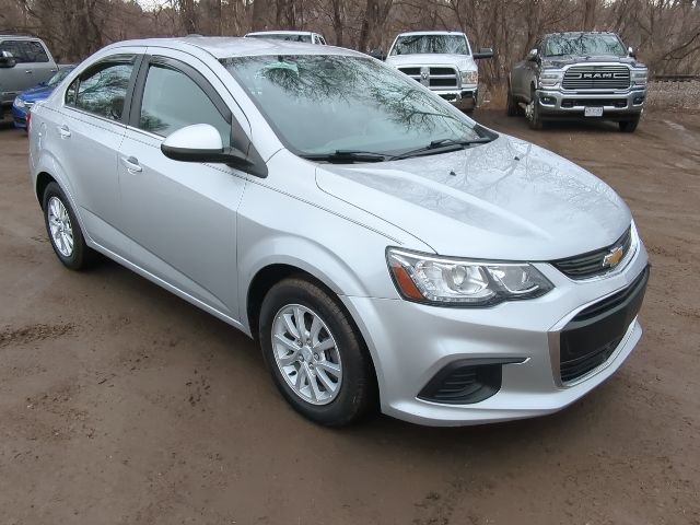 Used 2019 Chevrolet Sonic LT image 2