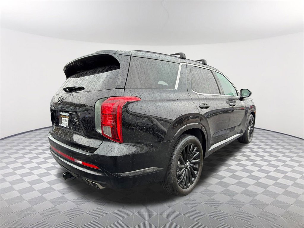 Used 2024 Hyundai Palisade Calligraphy image 5
