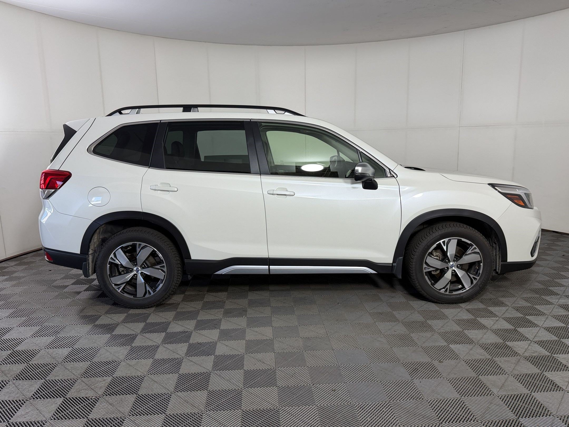 Used 2021 Subaru Forester Touring AWD/4WD image 8