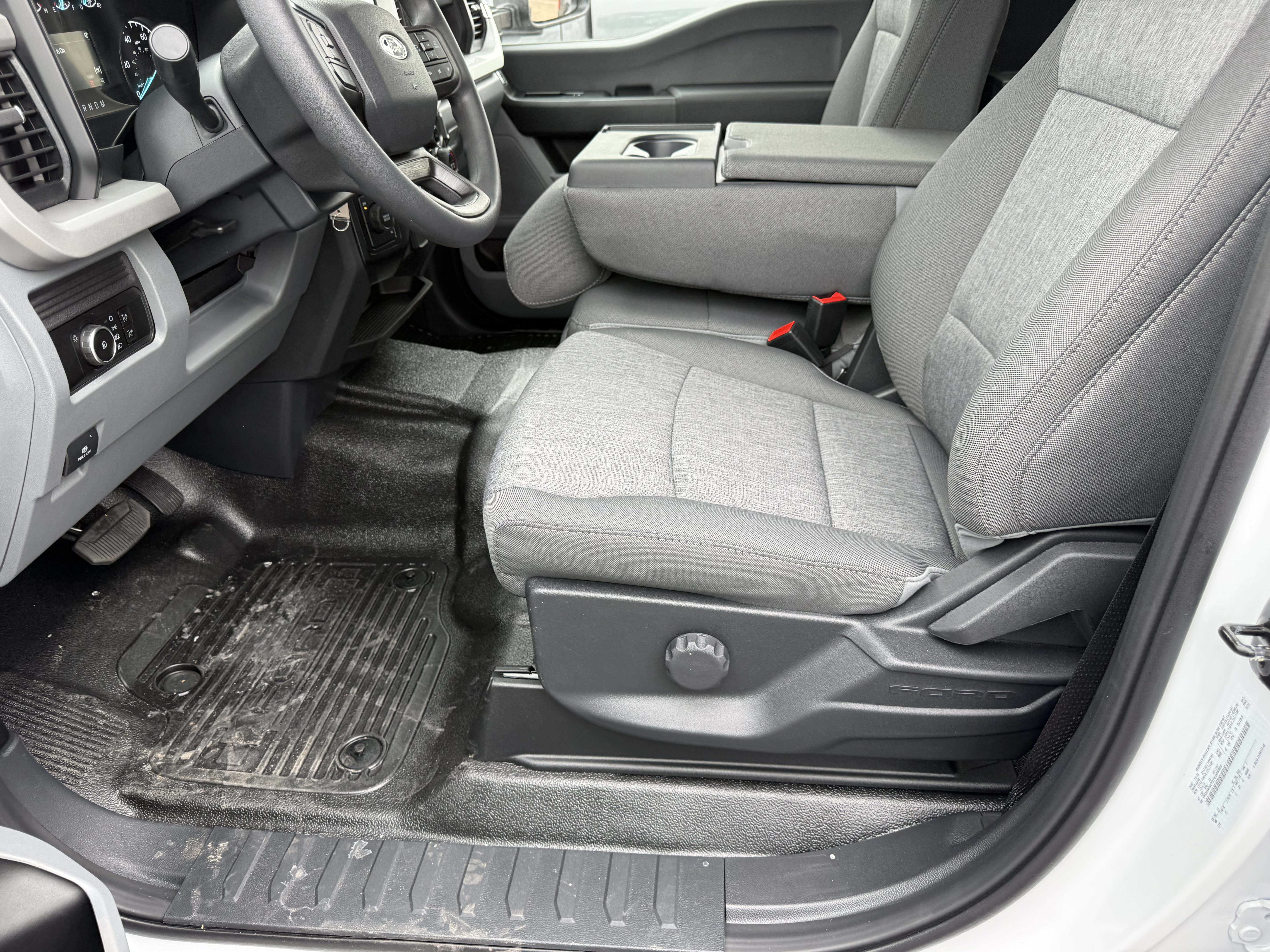 New 2026 Ford F350 XL w/ XL Chrome Package image 21