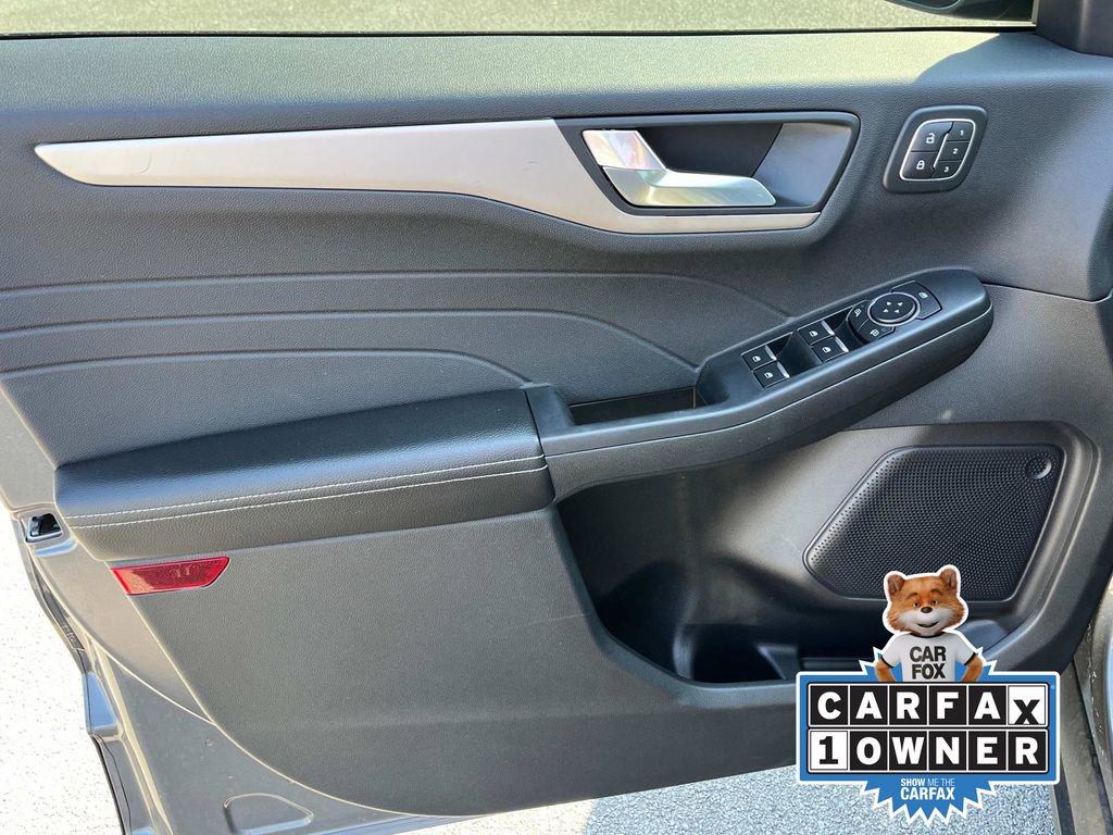 Used 2022 Ford Escape SEL w/ Technology Package image 24