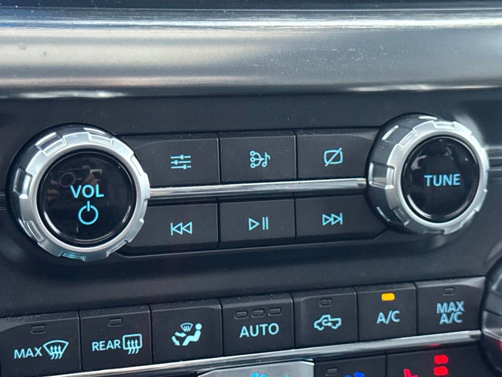 Used 2021 Ford F150 Lariat w/ Equipment Group 502A High image 44