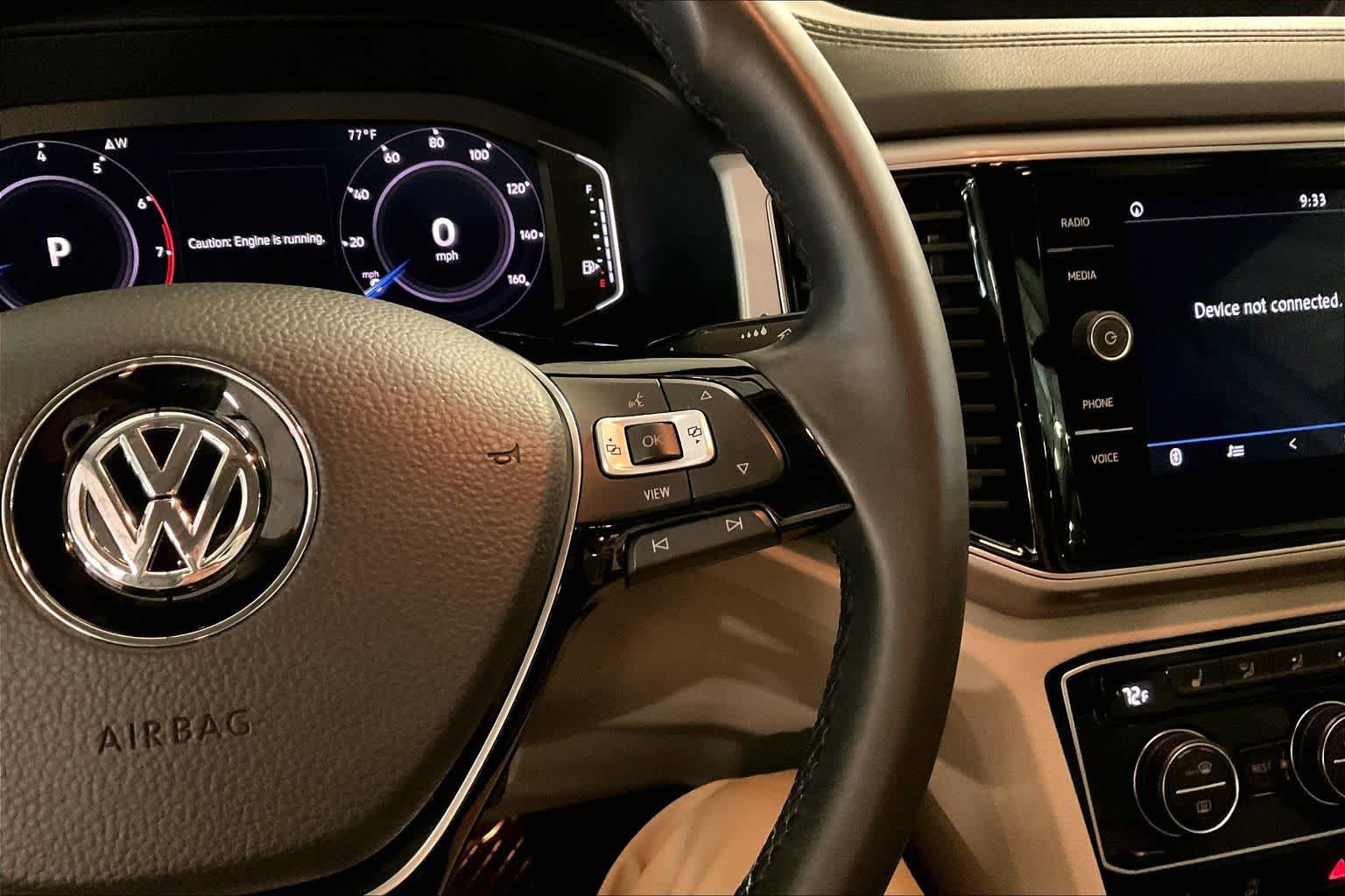 Used 2019 Volkswagen Atlas SEL FWD image 23