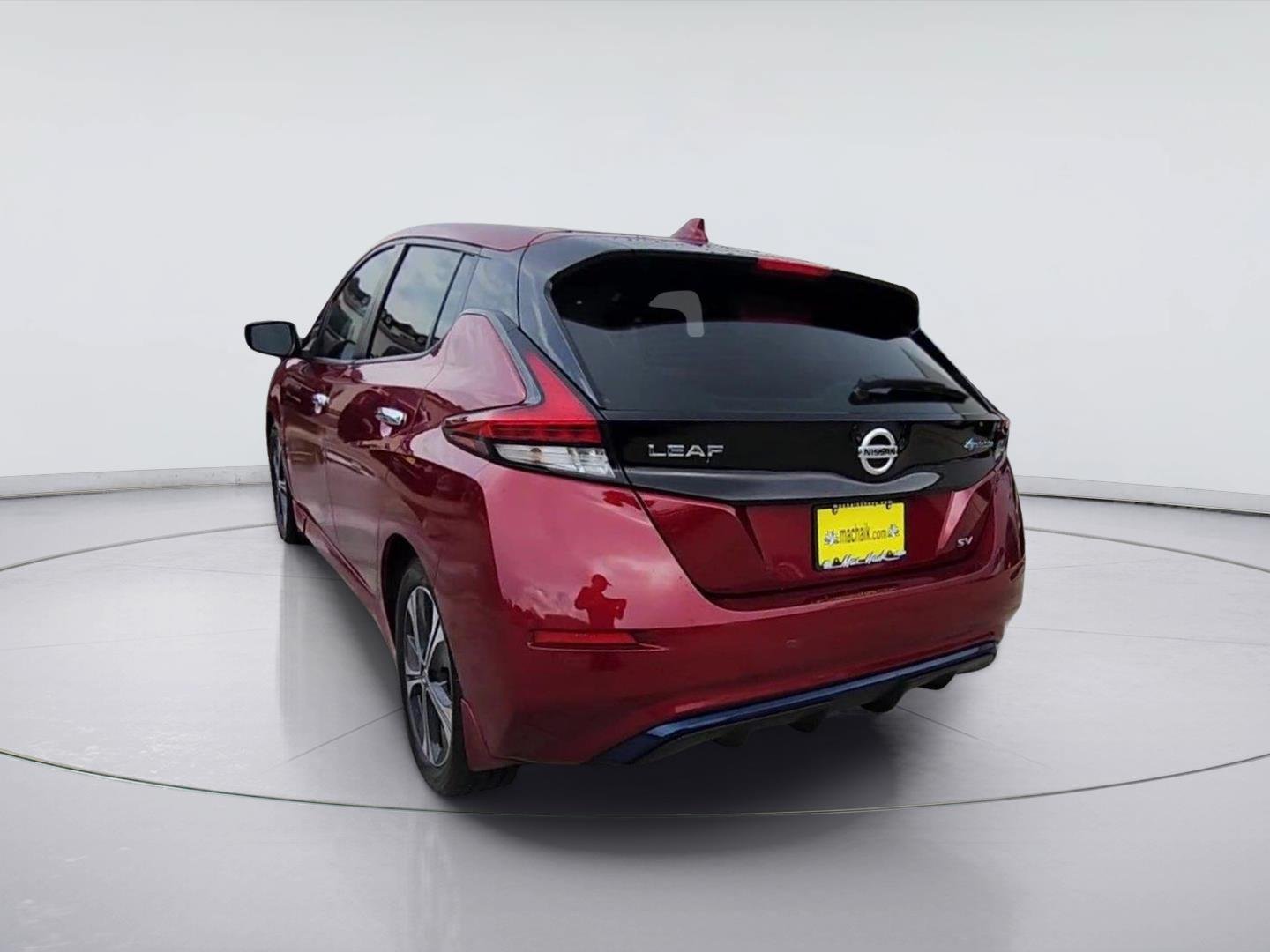 Used 2022 Nissan Leaf SV FWD image 7