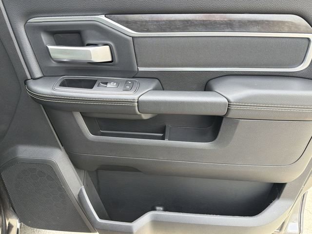 Used 2024 RAM 3500 Big Horn w/ Sport Appearance Package image 35