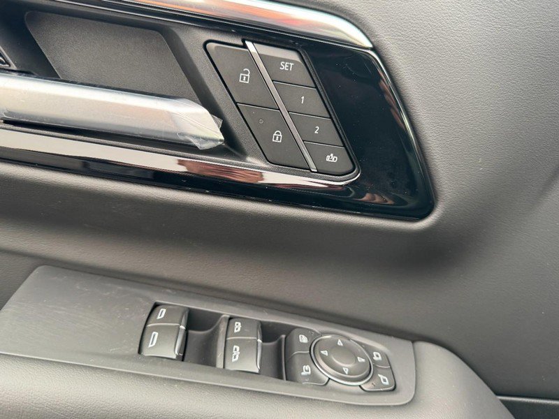 New 2025 Chevrolet Tahoe Premier w/ Sun And Tow Package image 36