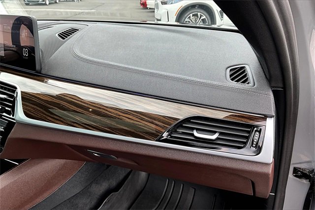 Used 2022 BMW M550i xDrive w/ Shadowloine Package image 16