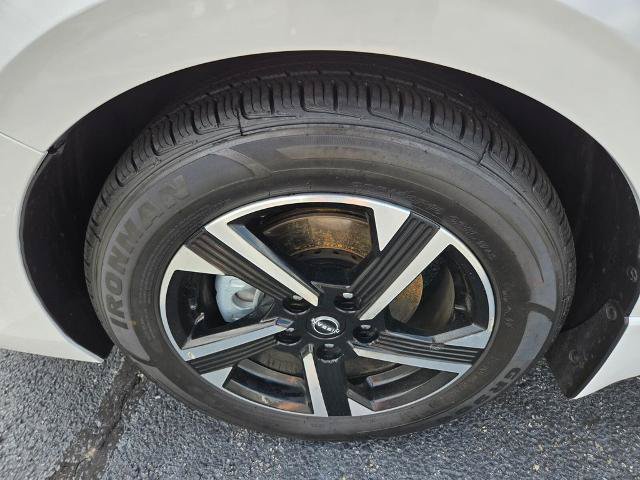 Certified 2024 Nissan Sentra SV FWD image 23