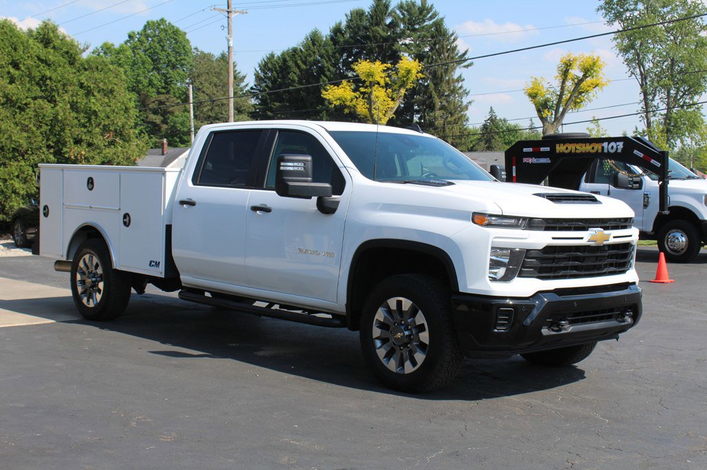 Used 2025 Chevrolet Silverado 2500 Custom w/ Custom Value Package AWD/4WD image 7