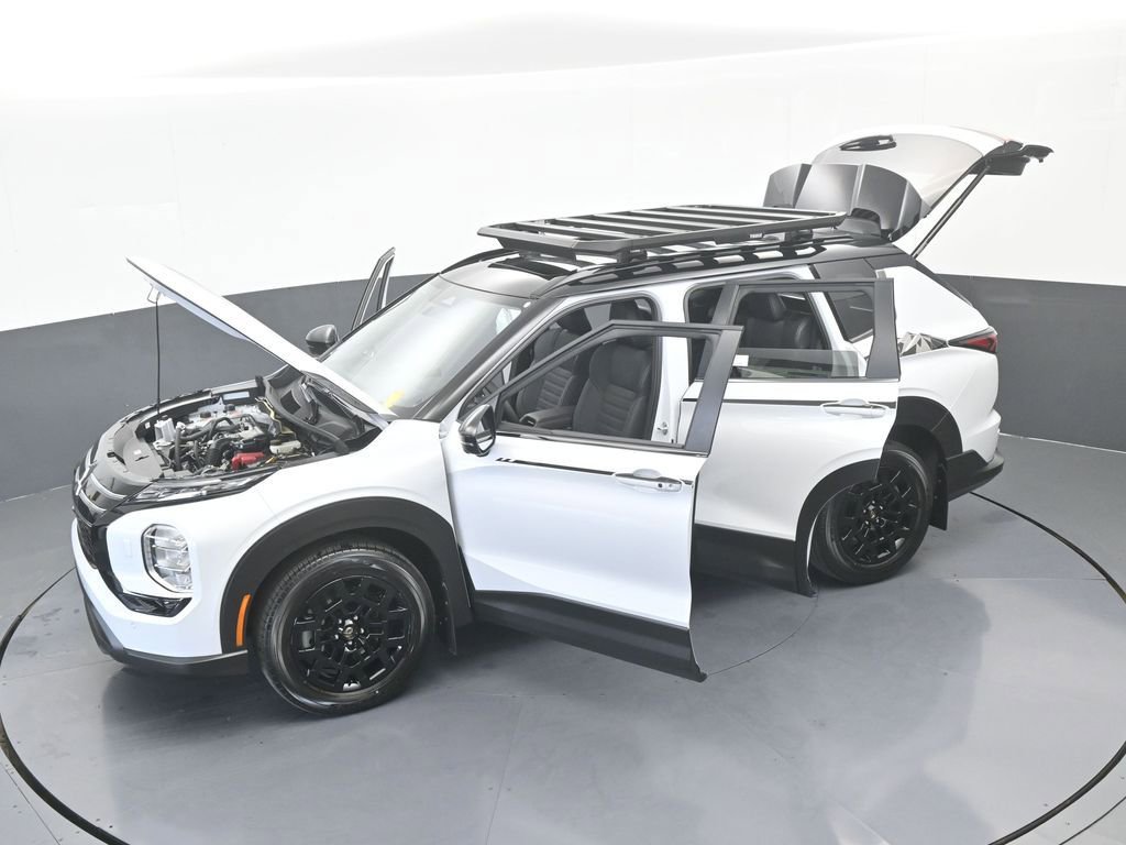 New 2026 Mitsubishi Outlander Trail Edition image 69