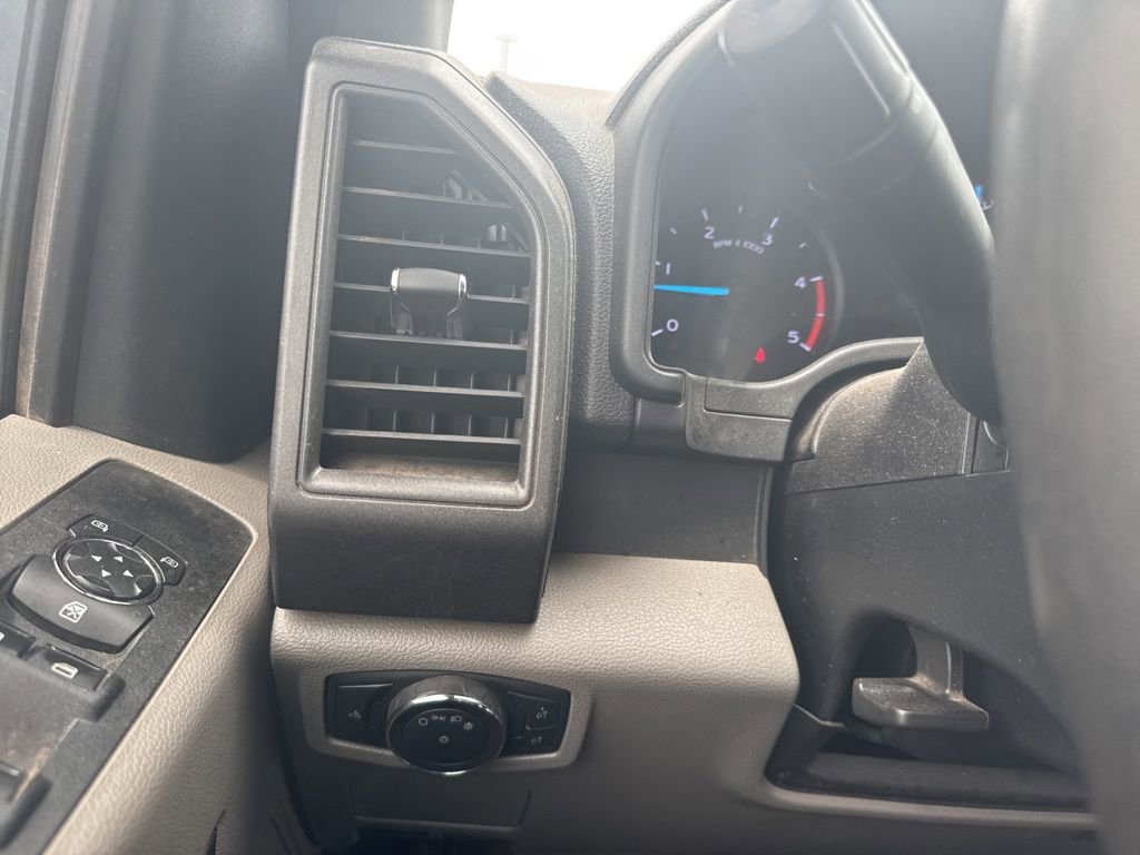 Used 2019 Ford F250 XL w/ STX Appearance Package AWD/4WD image 13