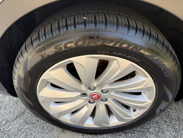 Used 2019 Jaguar E-PACE SE AWD/4WD image 23