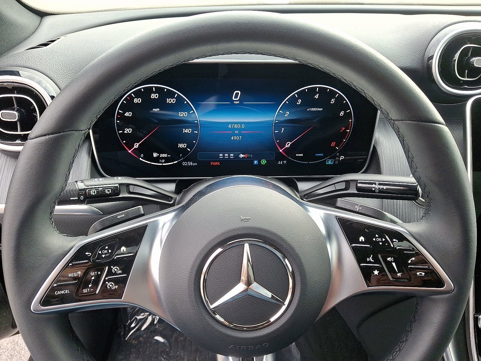Certified 2025 Mercedes-Benz GLC 300 4MATIC image 19