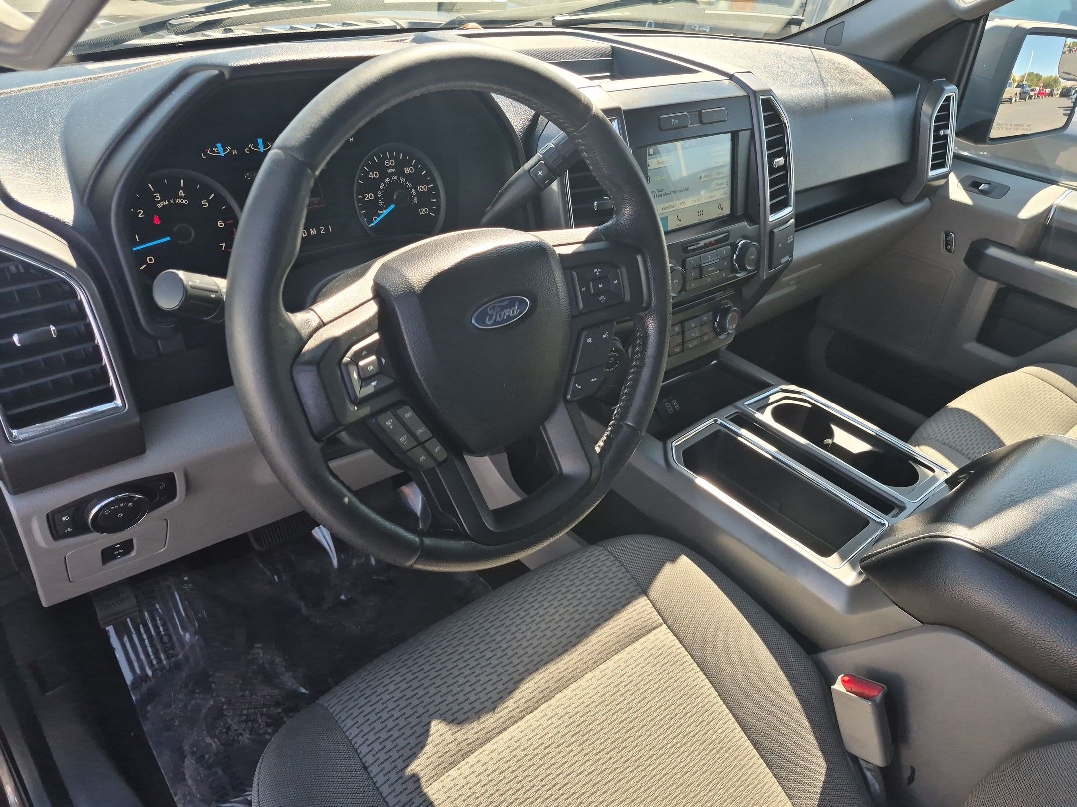 Used 2016 Ford F150 XLT w/ Equipment Group 302A Luxury RWD image 14