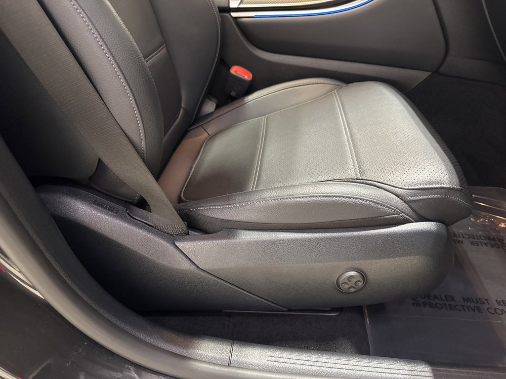 Used 2025 Mercedes-Benz GLC 300 GLC 300 image 43
