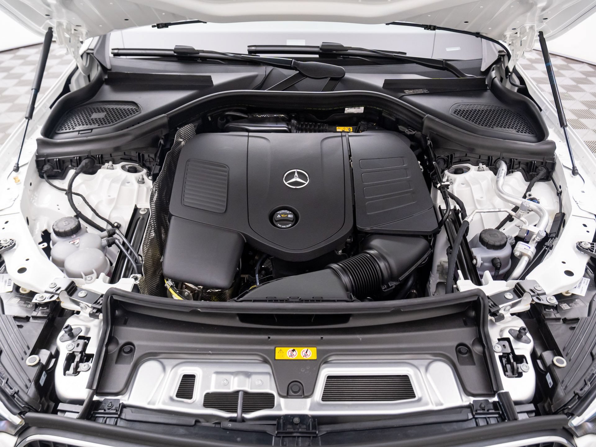 New 2026 Mercedes-Benz GLC 300 4MATIC image 30
