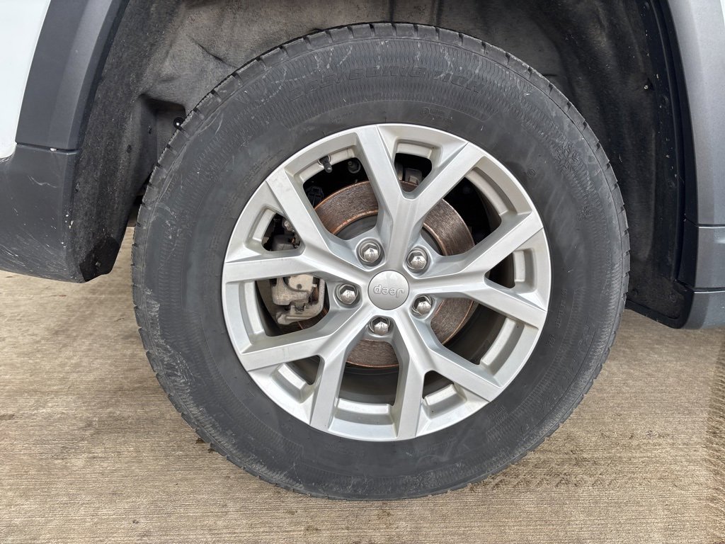 Used 2023 Jeep Grand Cherokee Limited image 33