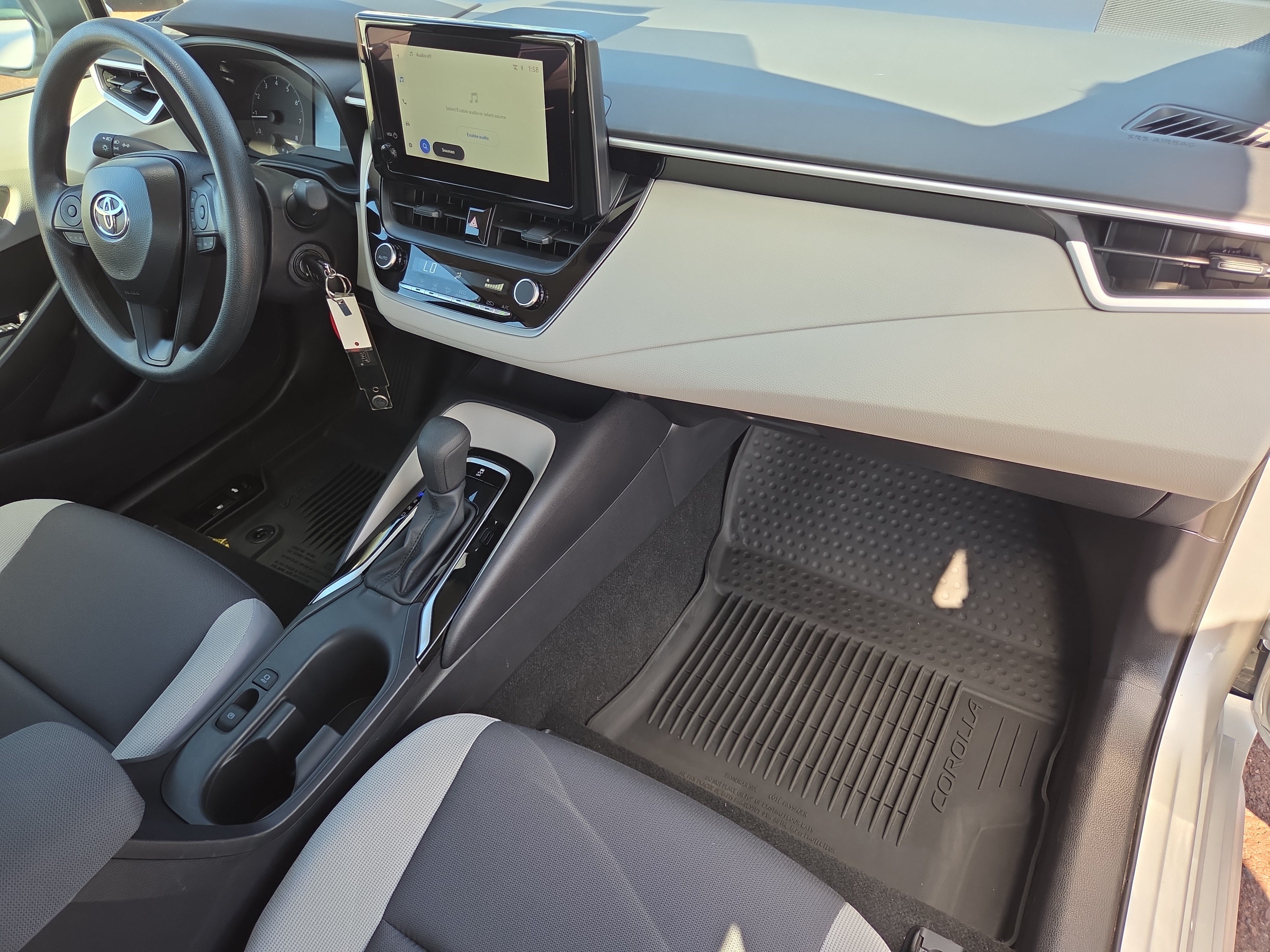 Certified 2025 Toyota Corolla LE FWD image 17