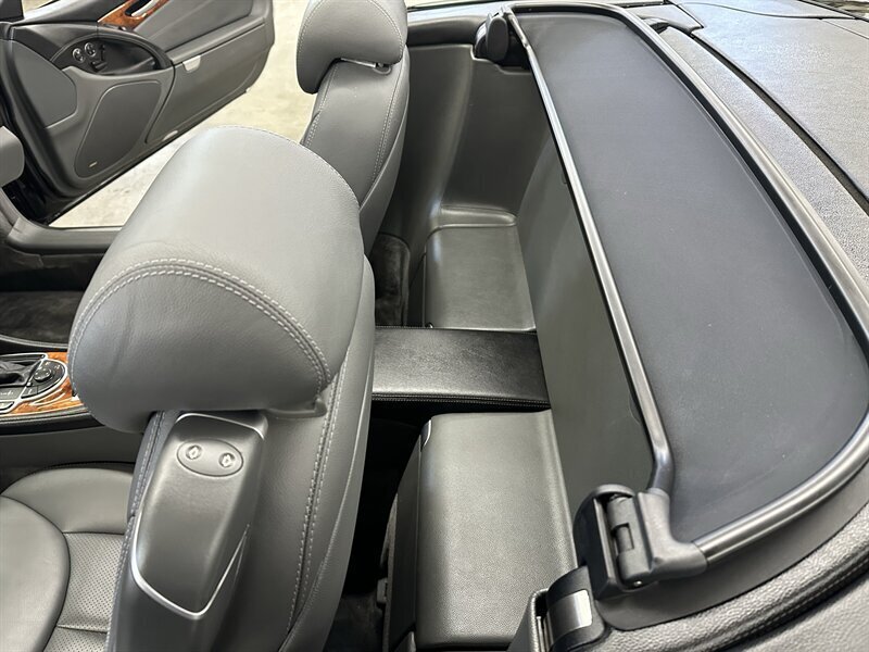 Used 2005 Mercedes-Benz SL 55 AMG image 31