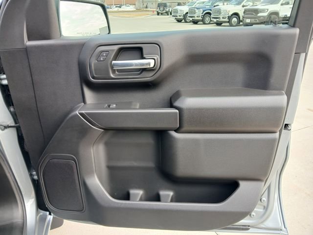 Certified 2026 Chevrolet Silverado 1500 Custom w/ Turbomax Blackout Package AWD/4WD image 17