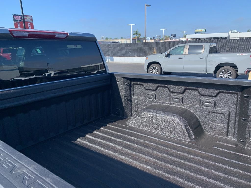 Used 2026 Chevrolet Silverado 1500 LT image 12