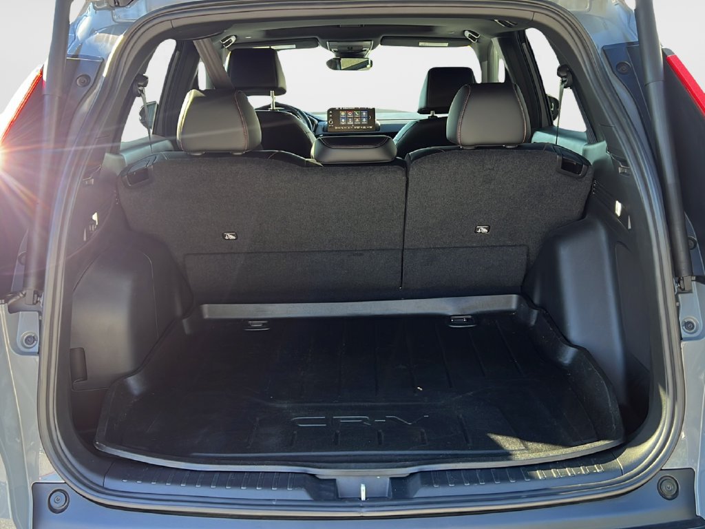 Used 2025 Honda CR-V Sport Touring image 9
