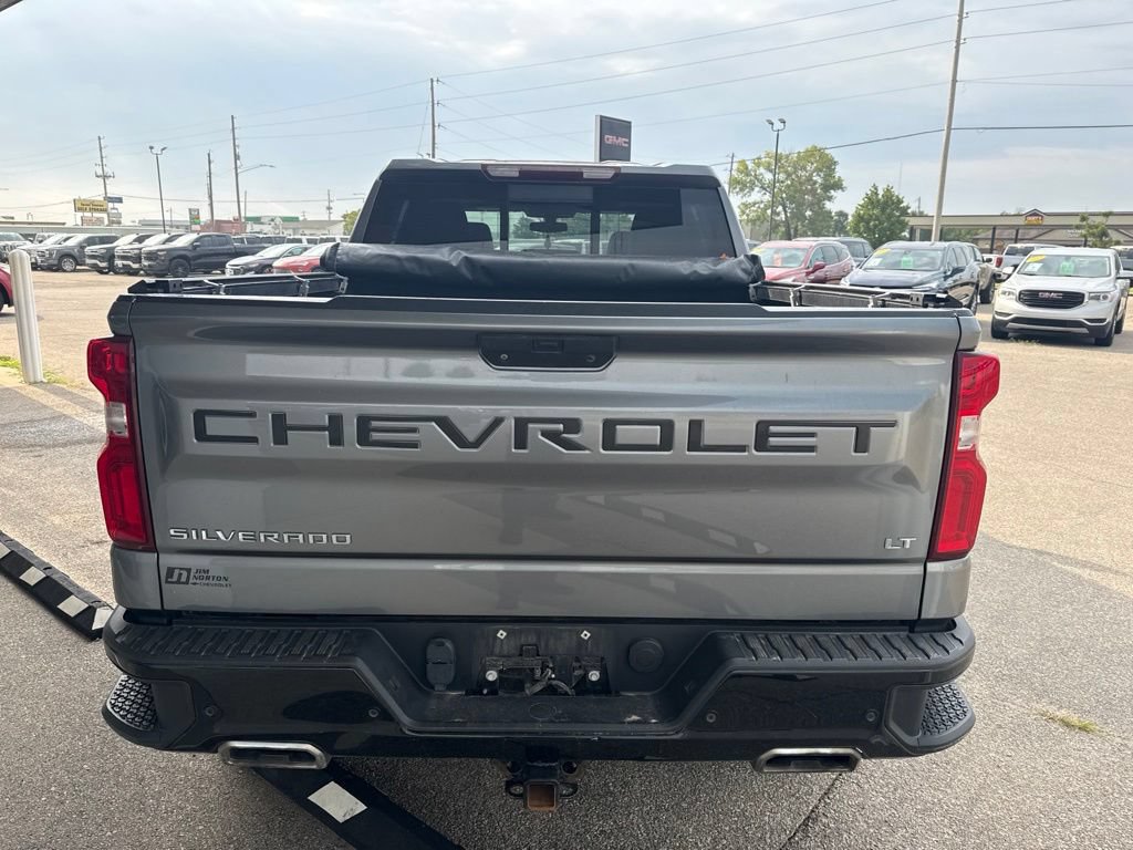 Used 2021 Chevrolet Silverado 1500 LT Trail Boss w/ Convenience Package II AWD/4WD image 4