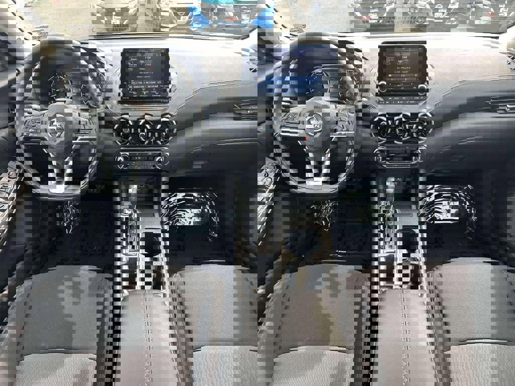 Used 2024 Nissan Sentra SV w/ Trunk Package FWD image 11