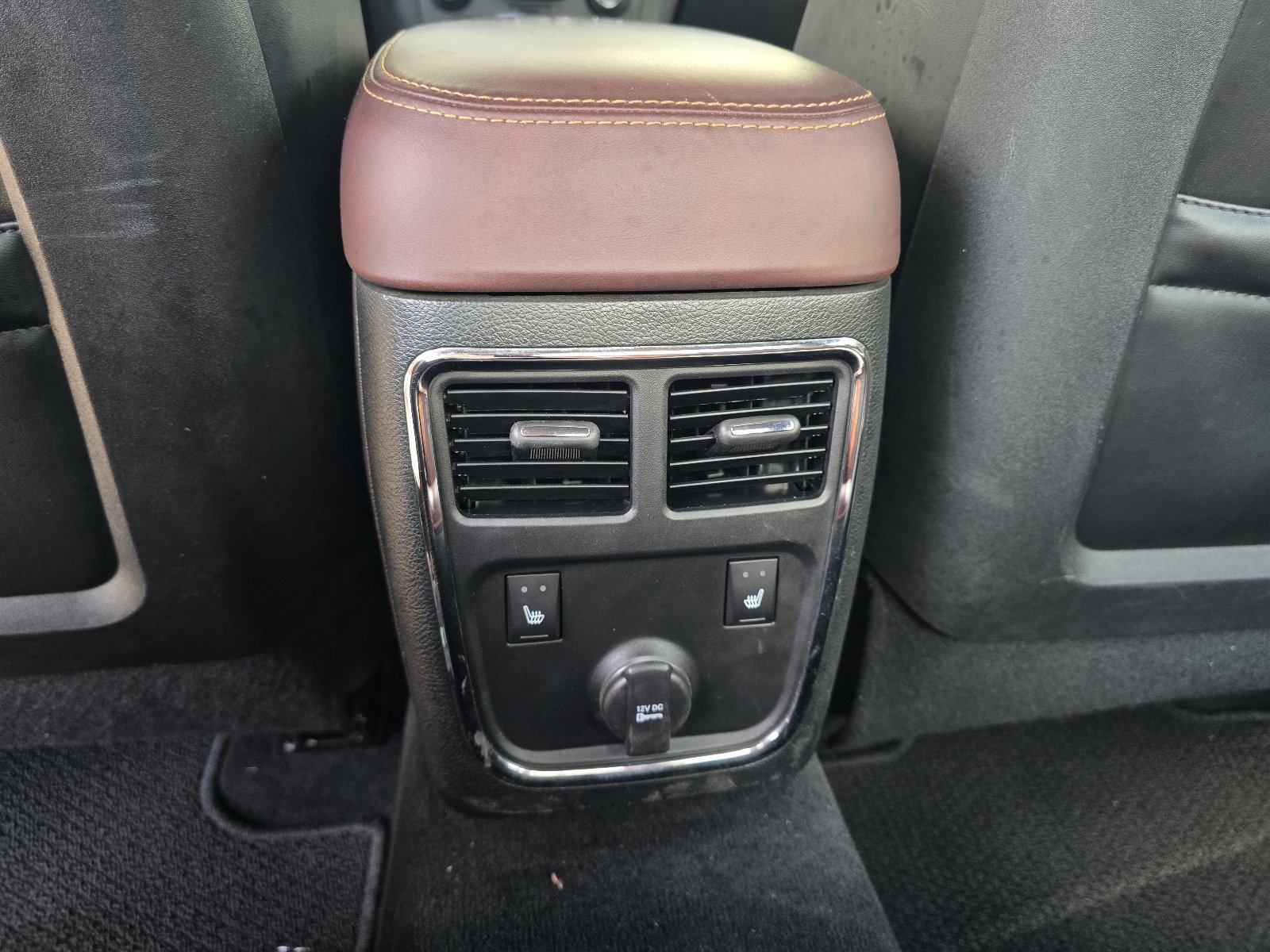 Used 2014 Dodge Charger R/T RWD image 24