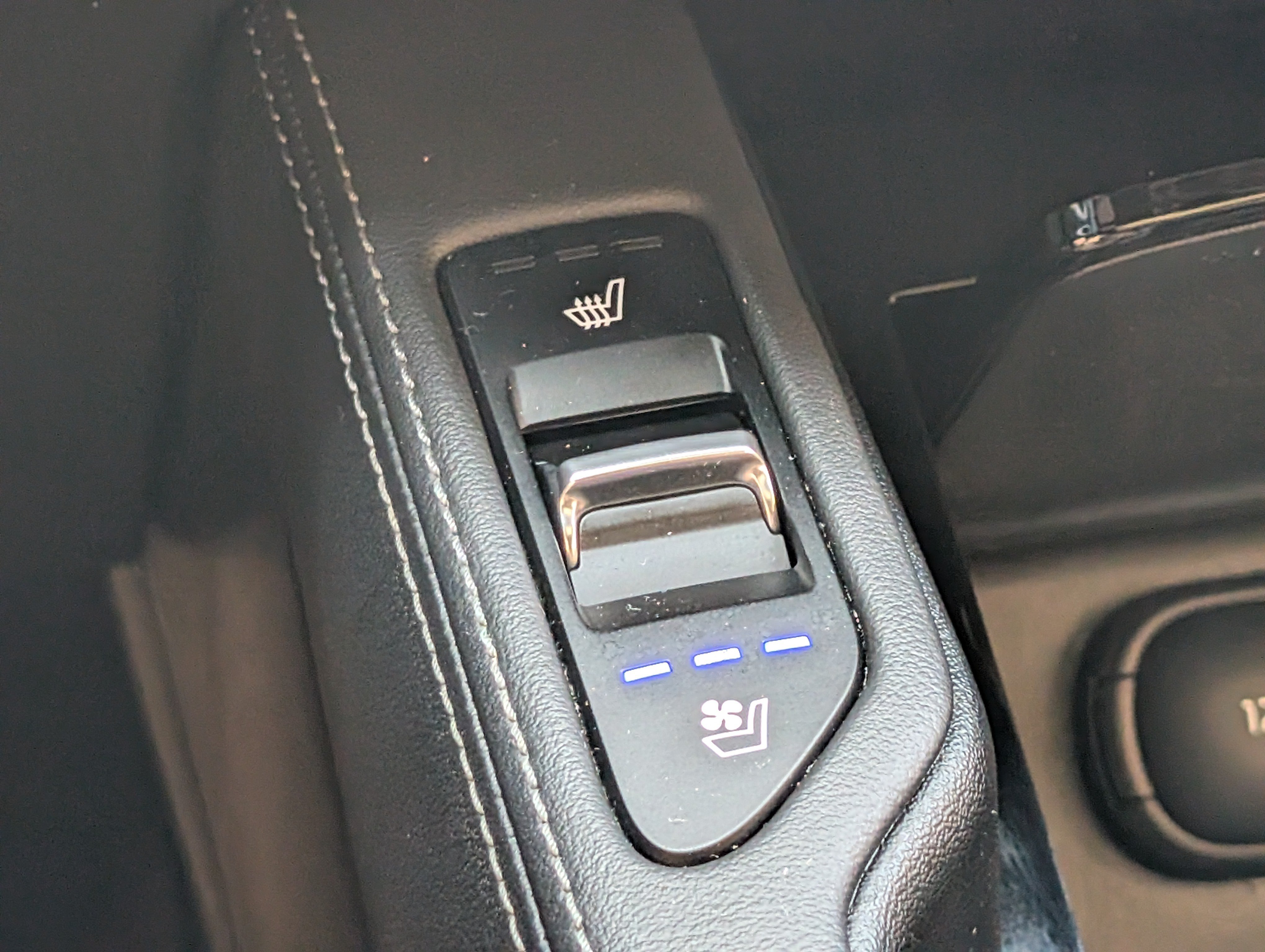 Used 2022 Kia Telluride SX AWD/4WD image 38