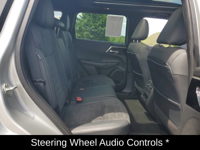 Used 2022 Mitsubishi Outlander SE FWD image 12