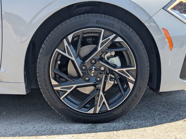 Certified 2025 Kia K5 GT-Line image 11