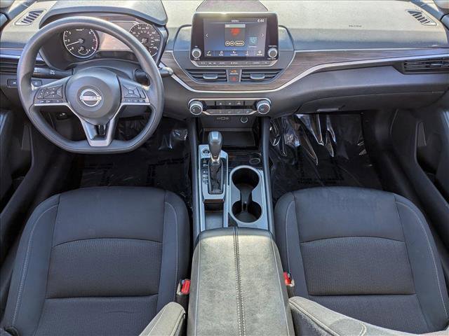 Used 2024 Nissan Altima 2.5 SV image 14
