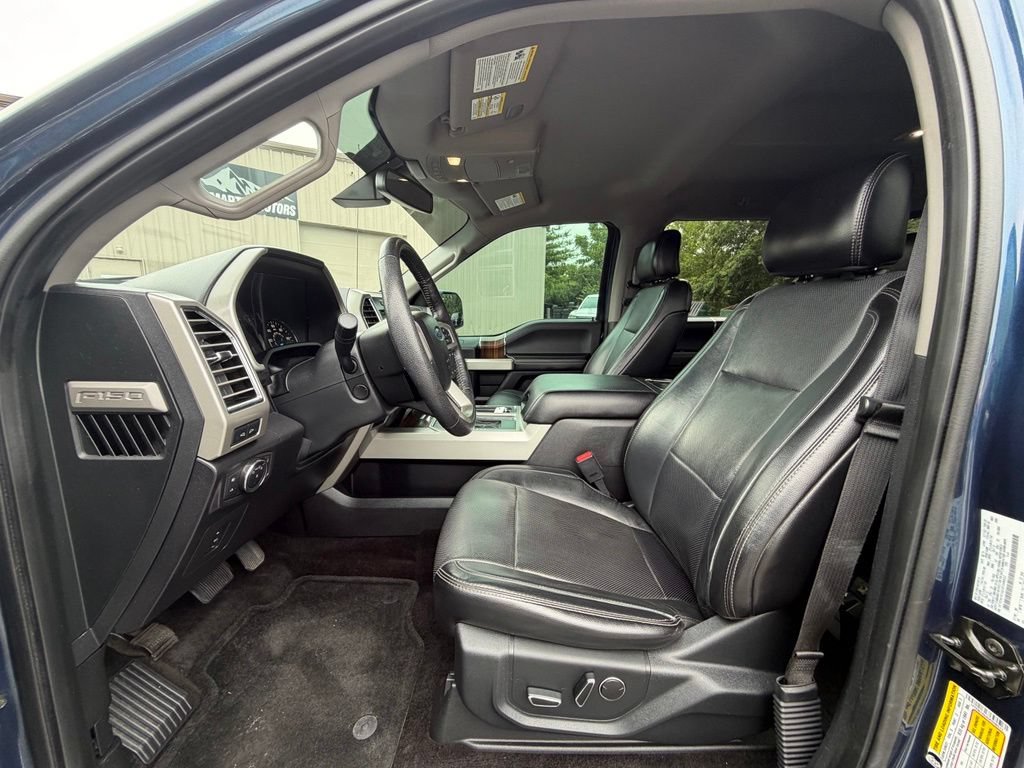 Used 2016 Ford F150 Lariat w/ Equipment Group 502A Luxury AWD/4WD image 3