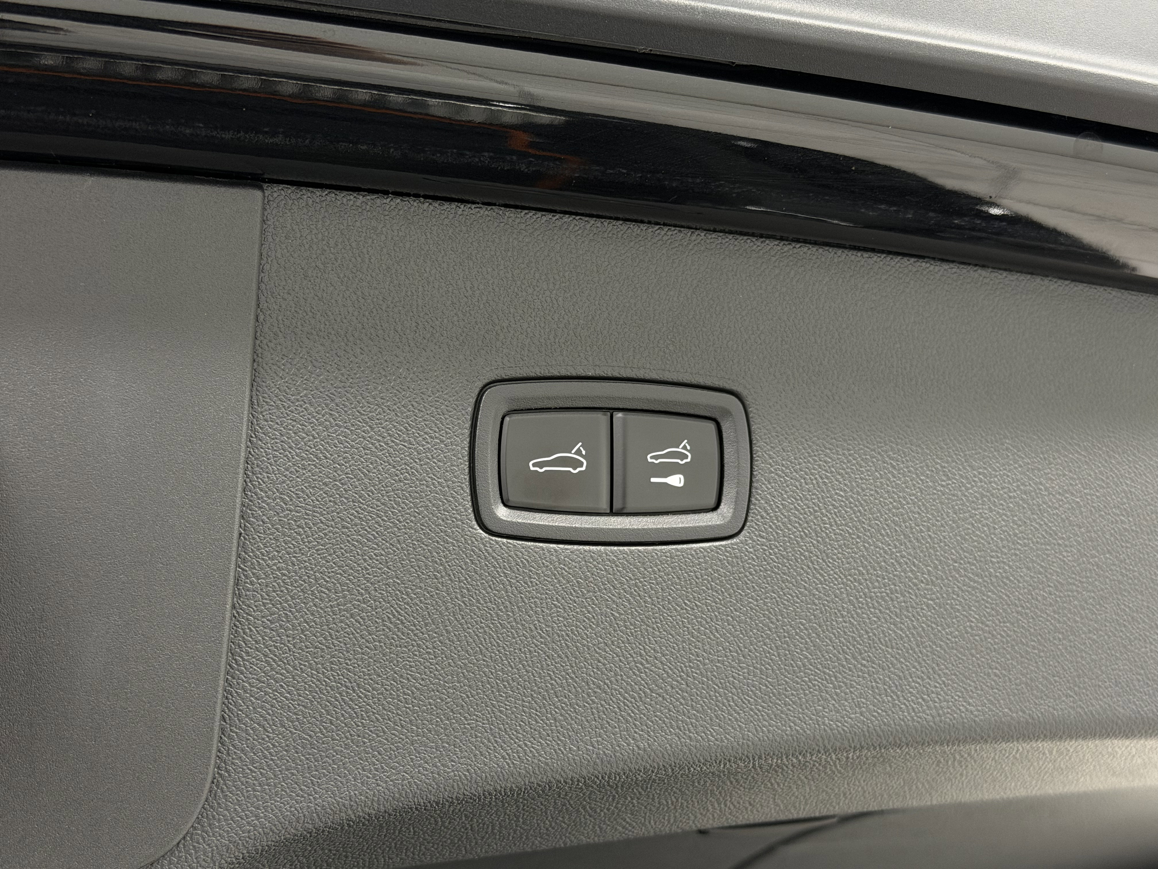 Certified 2025 Porsche Cayenne GTS image 69