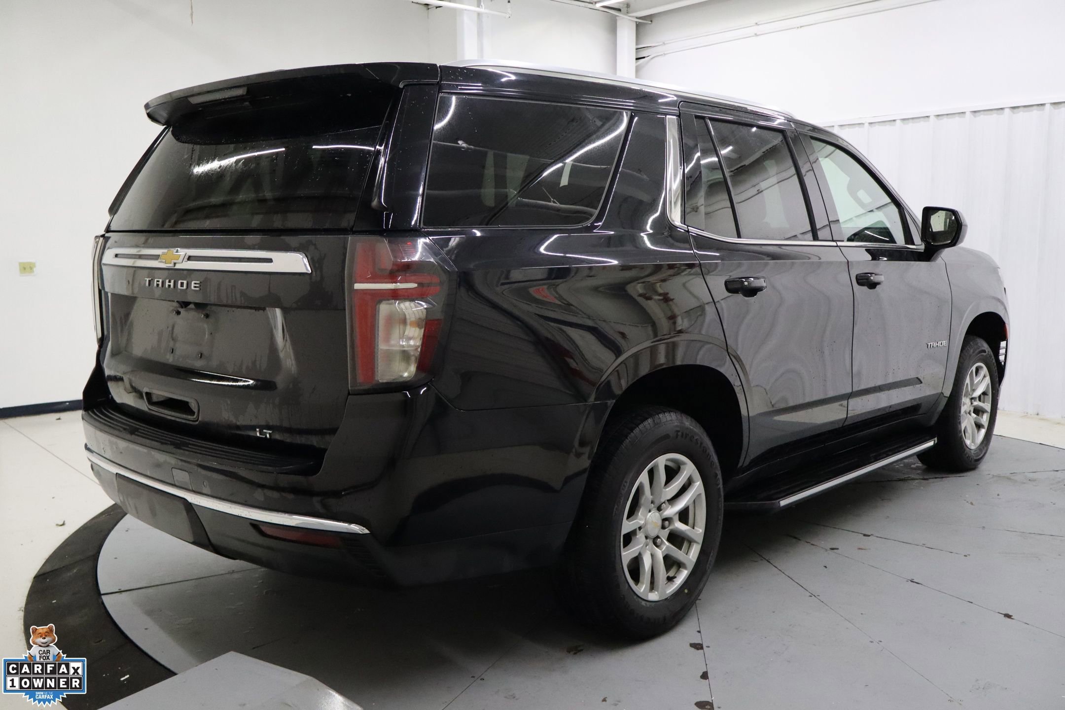Used 2023 Chevrolet Tahoe LT image 2