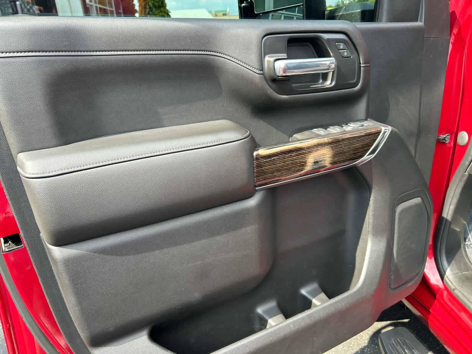 Used 2020 GMC Sierra 2500 SLE w/ SLE Convenience Package AWD/4WD image 28