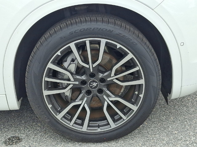 Certified 2025 Maserati Grecale Modena AWD/4WD image 18