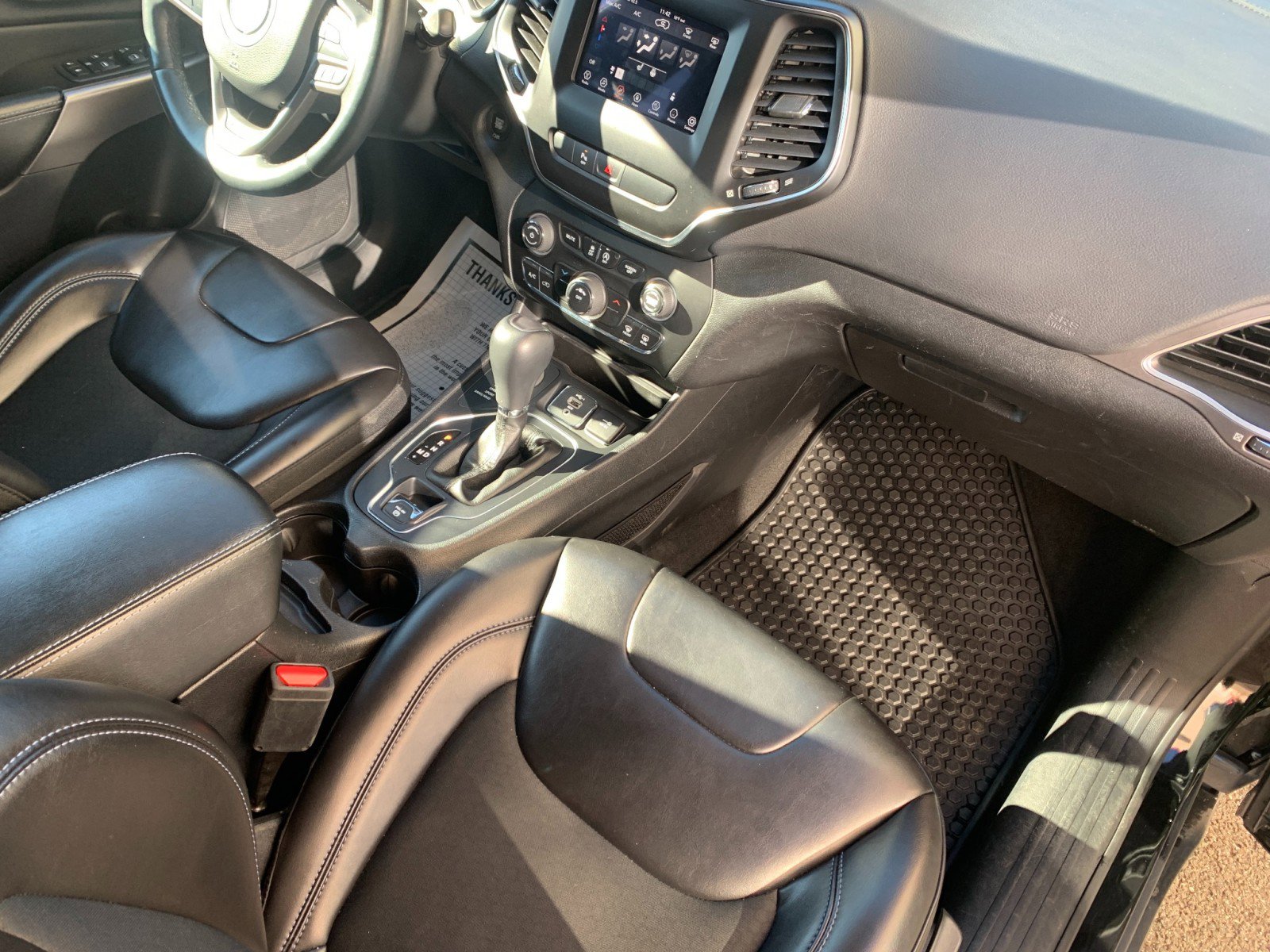 Used 2019 Jeep Cherokee Latitude Plus w/ Cold Weather Group image 38