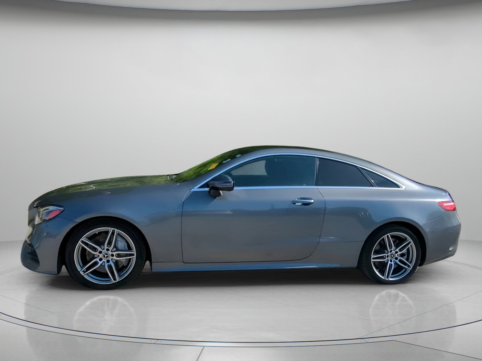Used 2018 Mercedes-Benz E 400 Coupe image 16