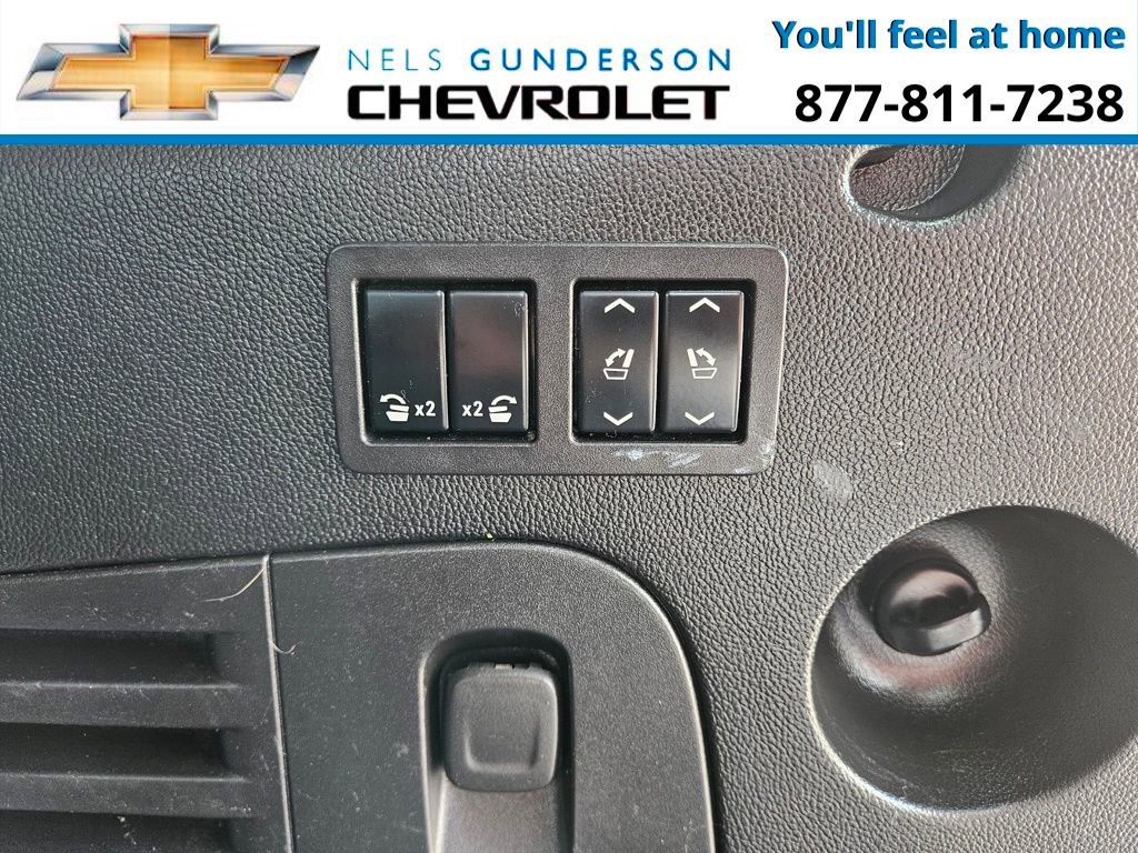 Used 2018 Chevrolet Suburban Premier image 18