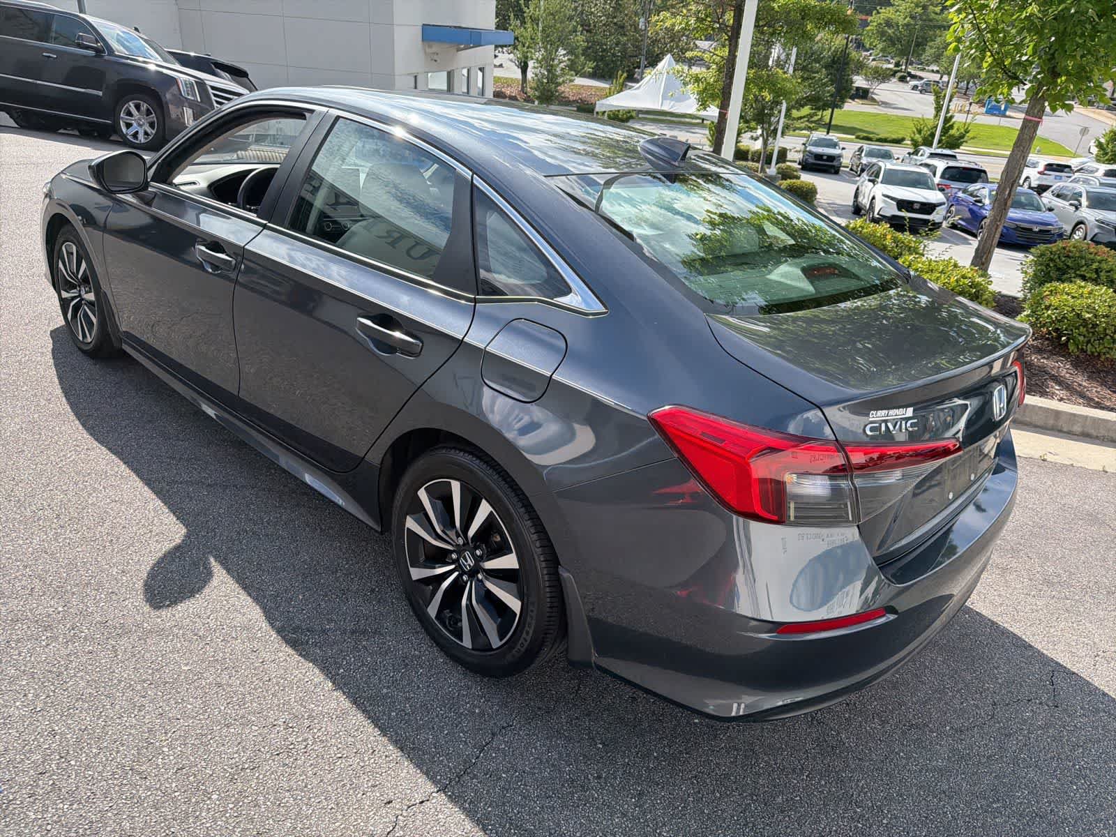 Used 2023 Honda Civic EX image 9
